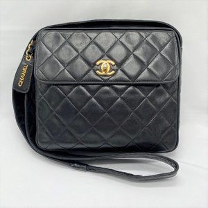 Chanel Black Diamond Stitch Leather Shoulder Camera Bag